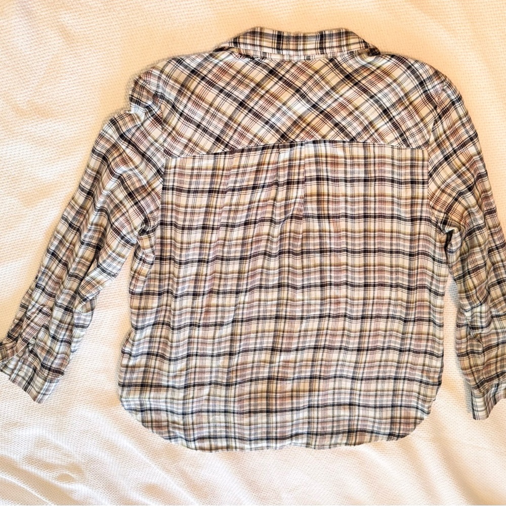 LOFT Plaid Button-Down Shirt - Picture 8 of 14